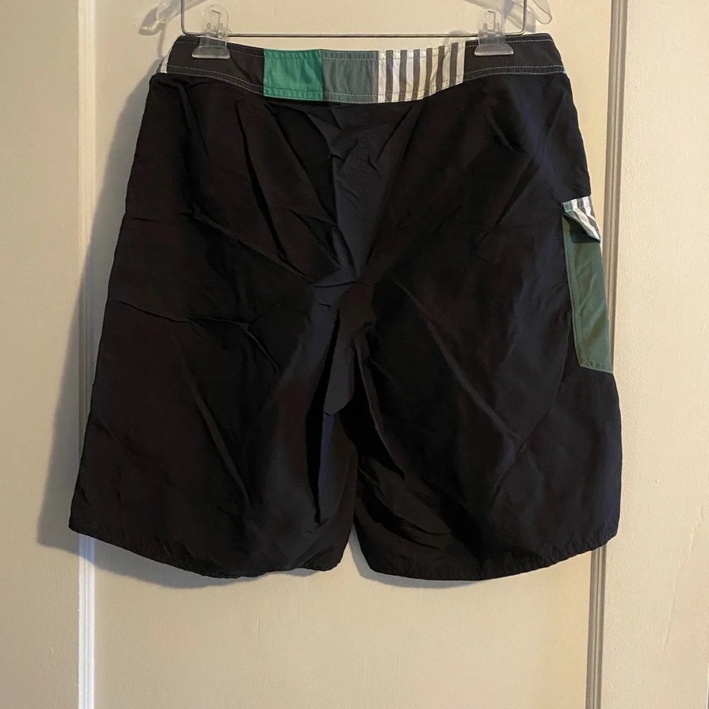 Patagonia M’s Patch Pocket Wavefarer Board Shorts Size 32